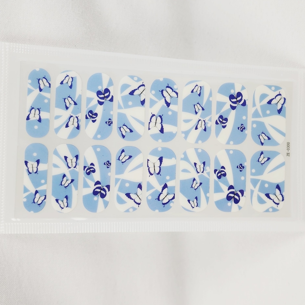 3 FOR $13 🔥 Trendy Self Adhesive Nails Wrap